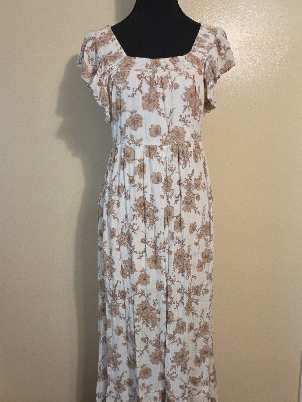 Promesa Floral Cream Flowy Maxi Dress Boho Cottage Prairie Neutral Size Medium